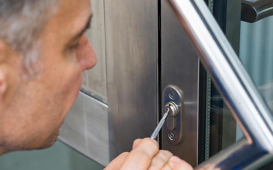 dépannage serrurier ouverture de porte Paris 10
